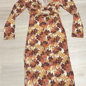 Elegant Autumn Leaf Maxi Dress